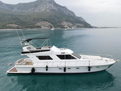 Private Waterfall & Island Yacht Tour