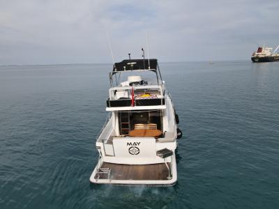 Private Waterfall & Island Yacht Tour